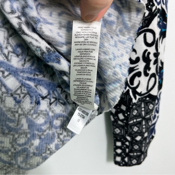 White House Black Market Navy Printed Bright Pattern Snap Front Cardigan Sweater - Picture 6 of 8